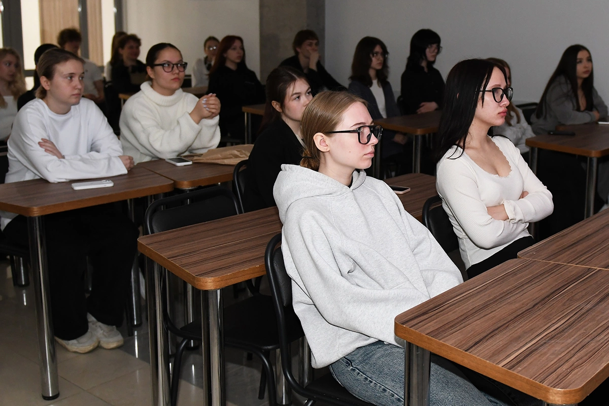 Для Казани и Татарстана это один из системных адресов, где «поварское» не теряется в общем потоке