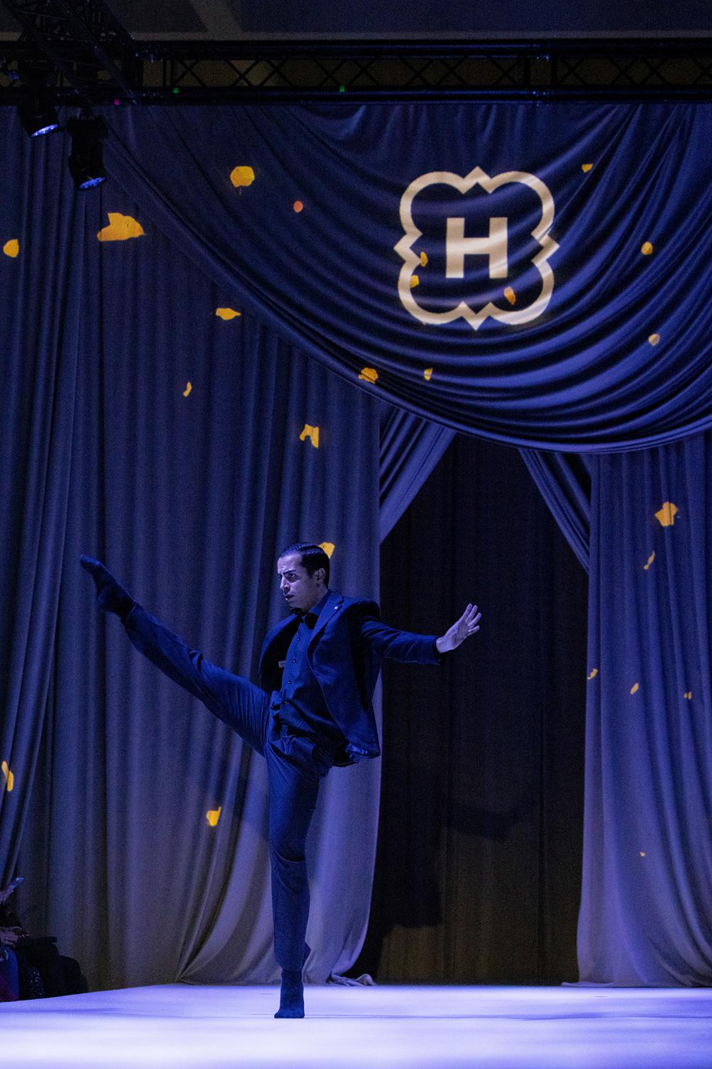 Коллекцию Henderson Studio представили танцоры