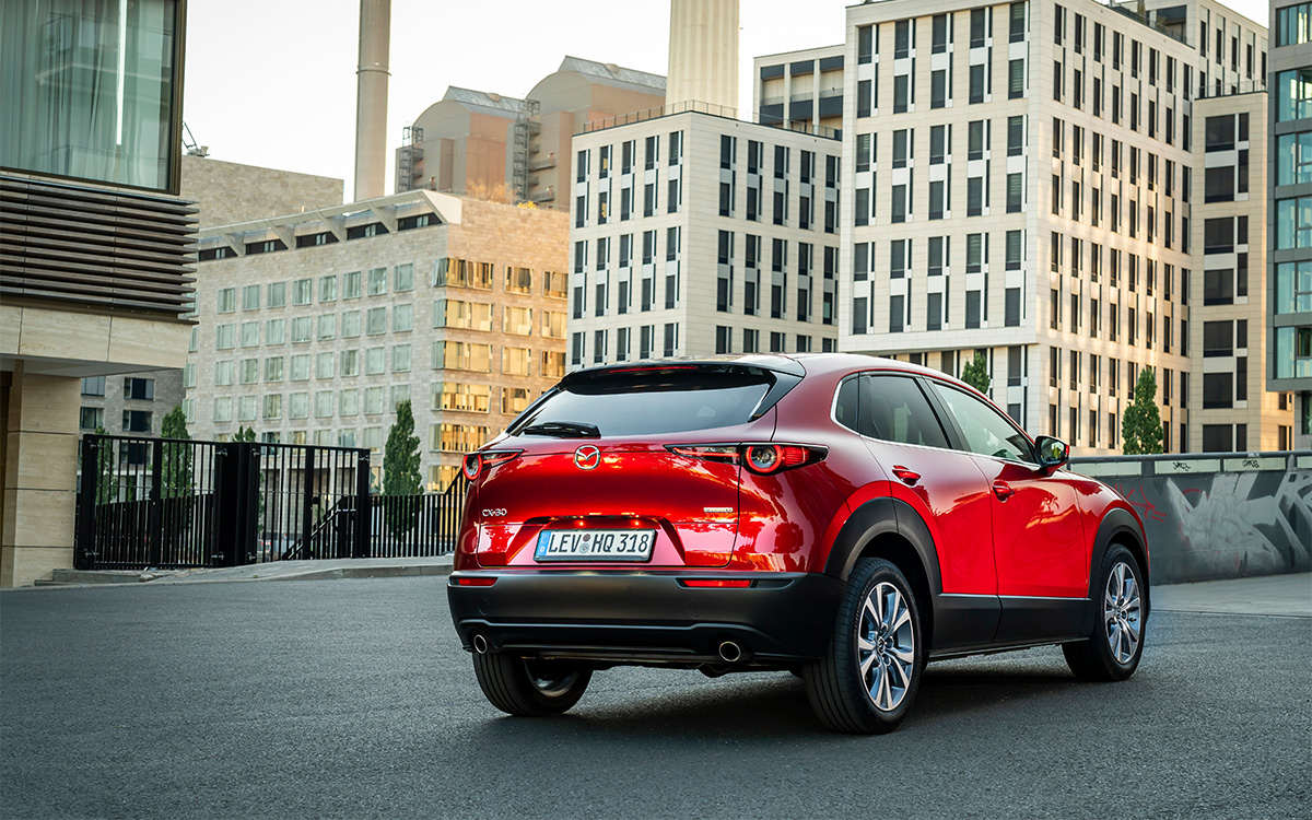 Mazda назвала российские цены на кроссовер CX-30