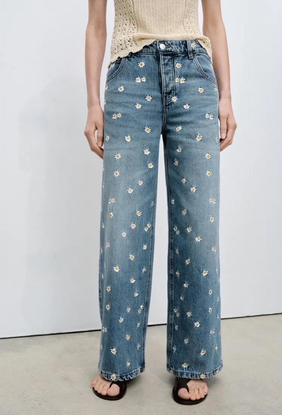 Джинсы, Mango, 8370 руб. (lamoda.ru)