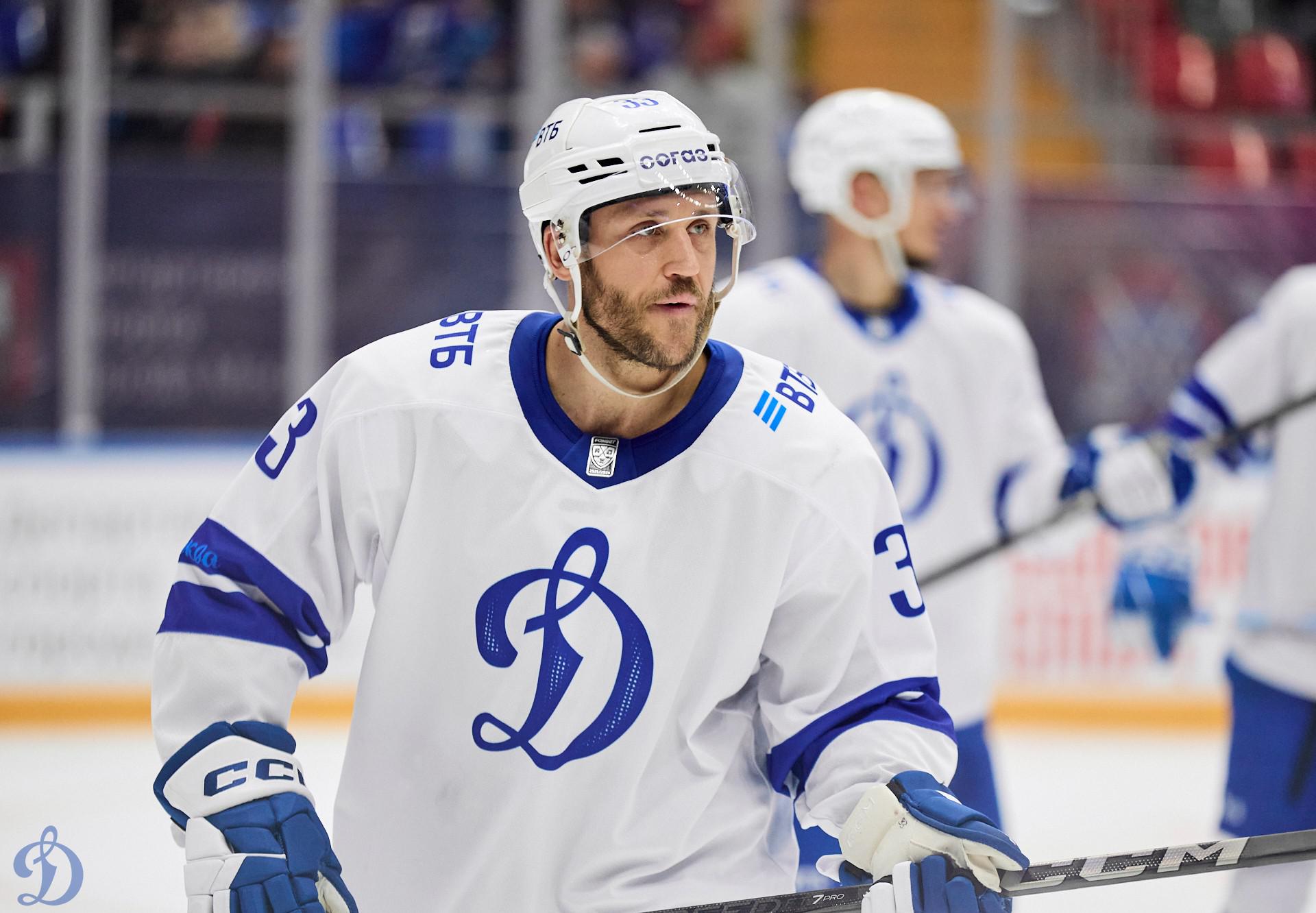 Шведский защитник Фредерик Классон 