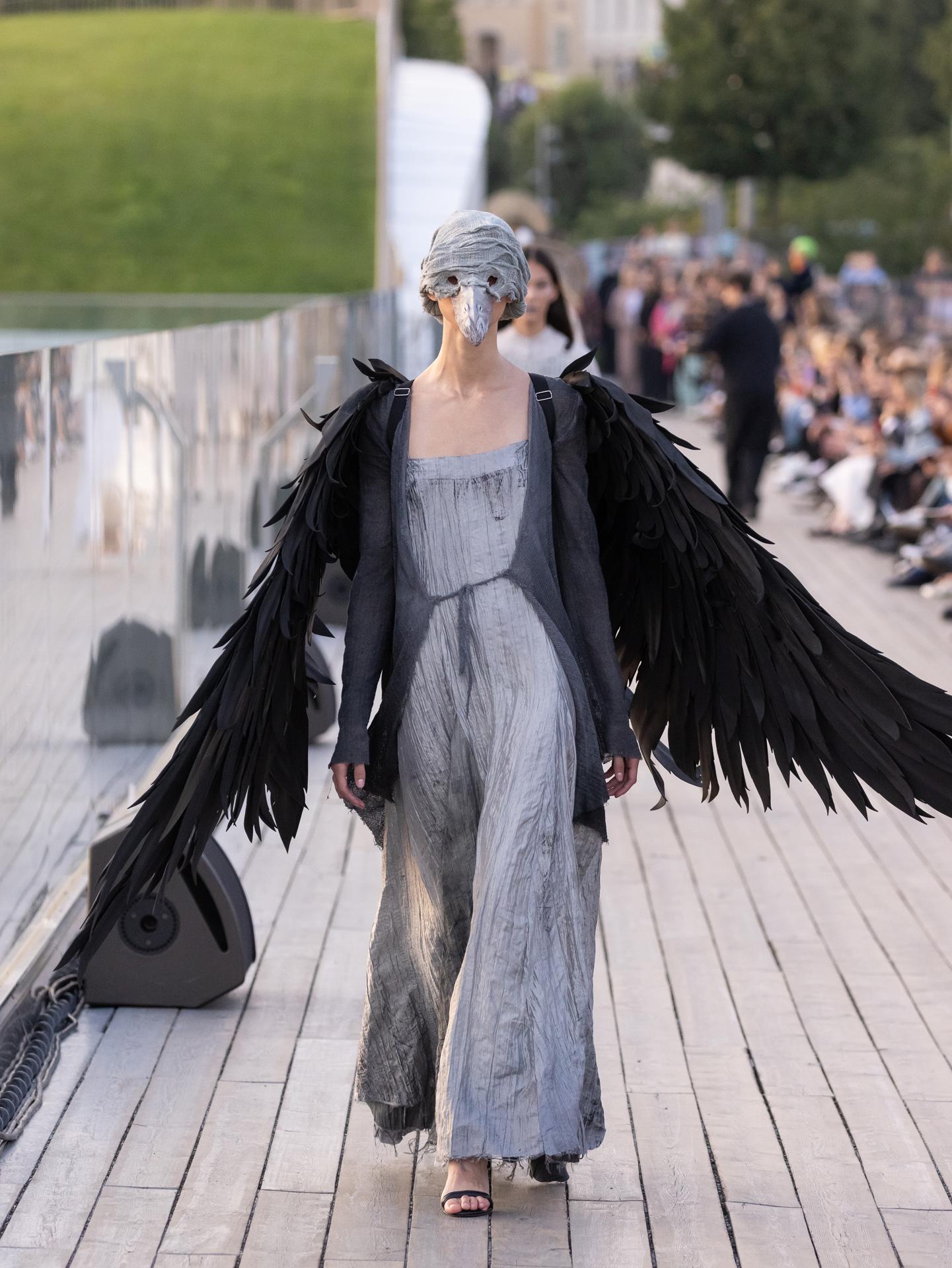 Показ «Мандрагора. Al-коллекция 1869/2025. Цифровое наследие»