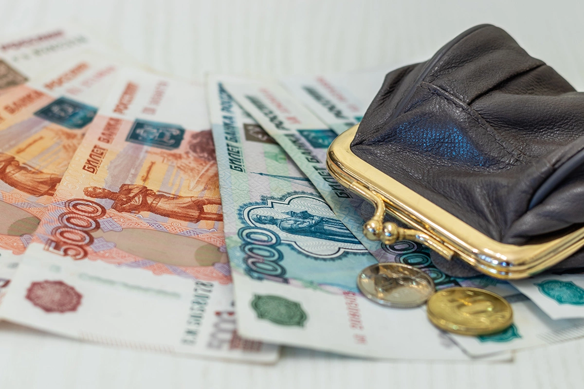 По закону № 173-ФЗ от 8 июля 2024 года пенсии работающих пенсионеров подлежат ежегодной индексации на уровень инфляции предыдущего года