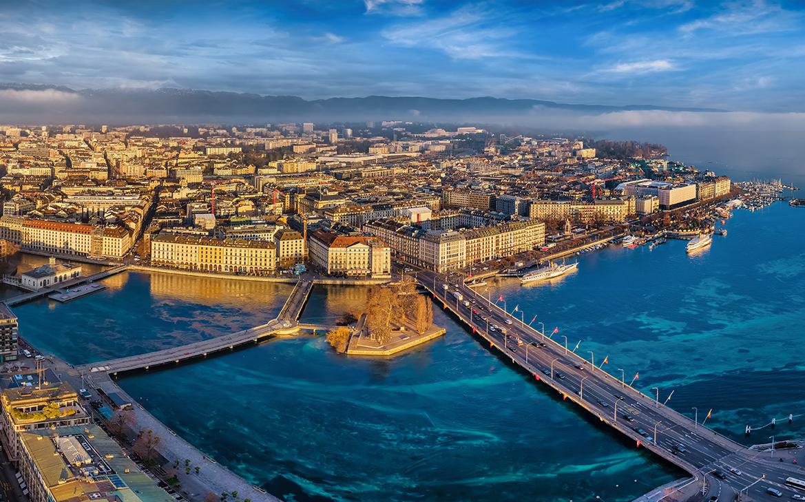 На переговорах в Женеве Россию представят не менее 15 человек