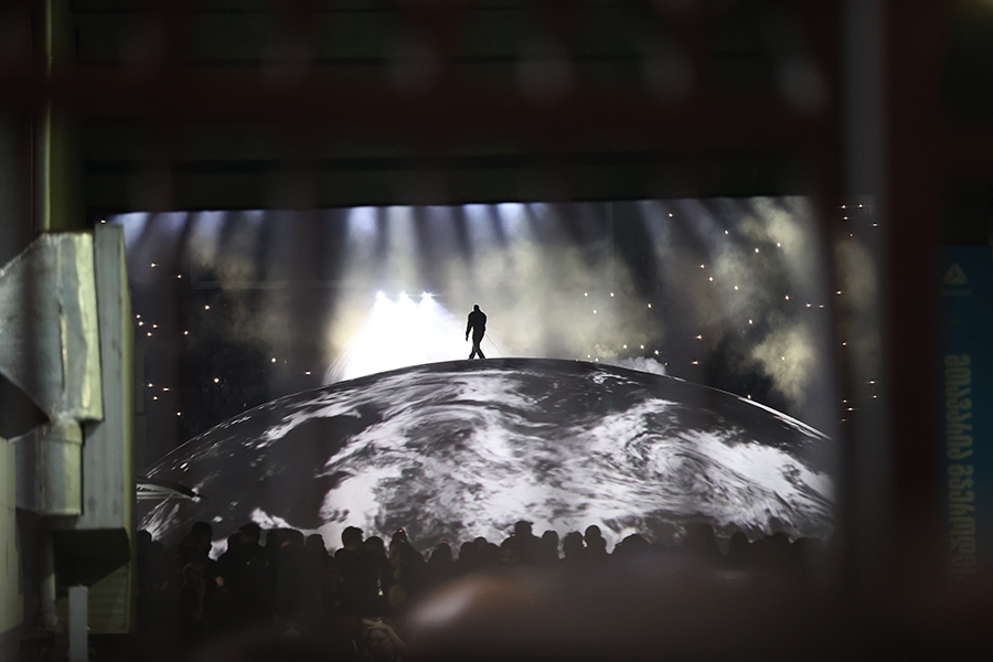 Фото