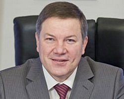 О.Кувшинников отправил в отставку треть чиновников Вологодской обл.