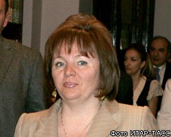 Людмила Путина за 2009г. заработала 582 рубля