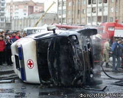 На востоке Москвы перевернулась машина скорой помощи