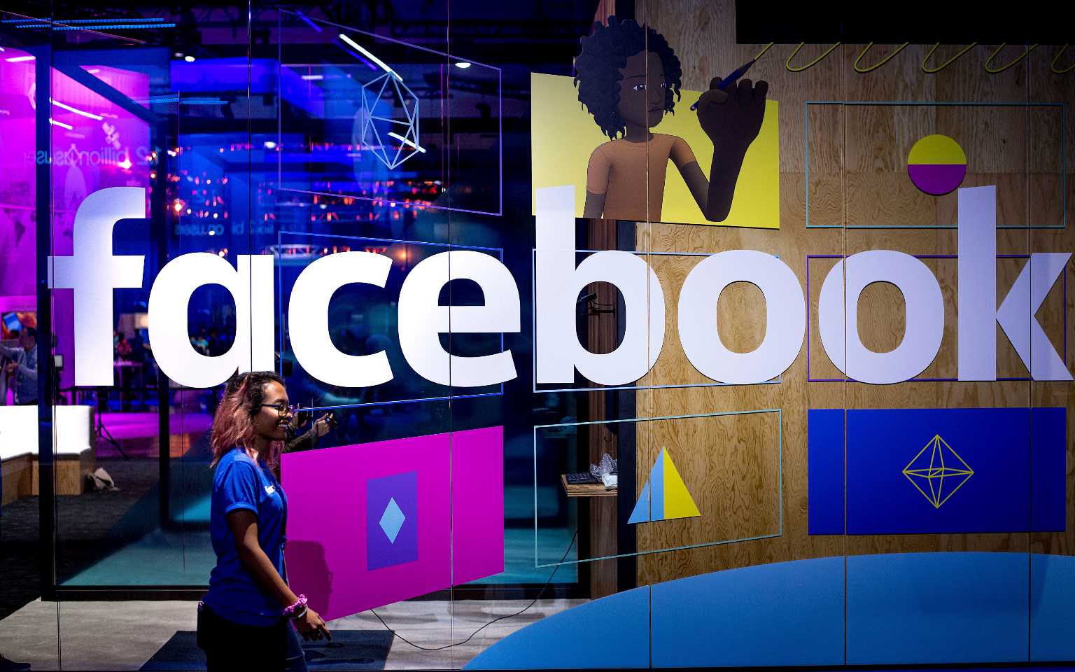Facebook объявил о начале создания «метавселенной»