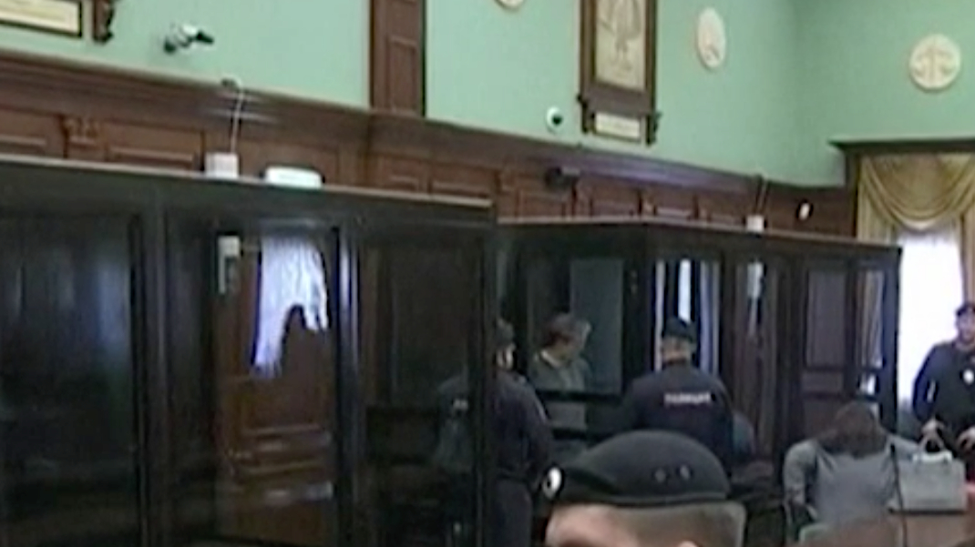 «Интерфакс» узнал о решении суда досрочно освободить Улюкаева