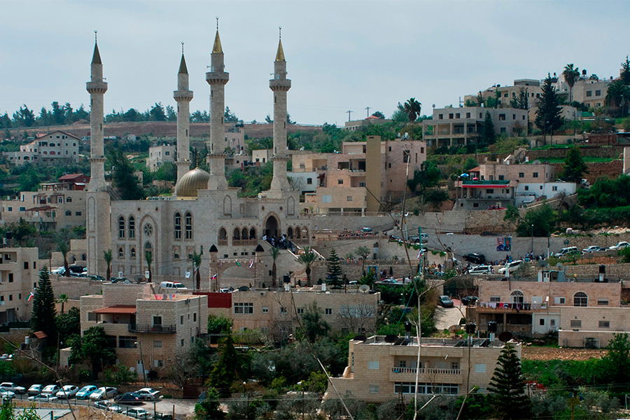 Мечеть имени Ахмата Кадырова в Абу-Гоше до обстрела