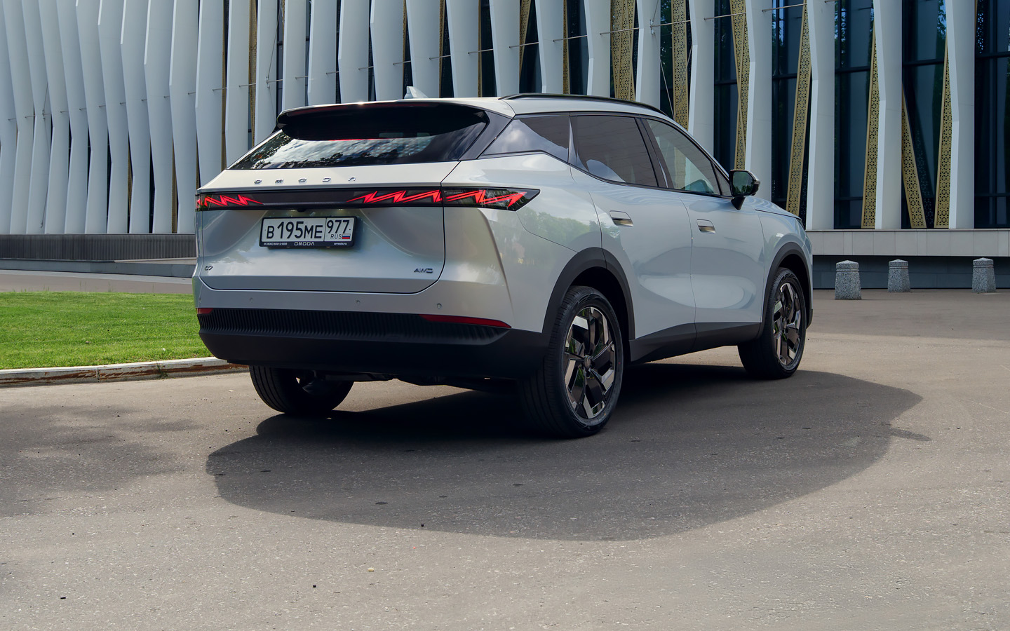 Omoda С7