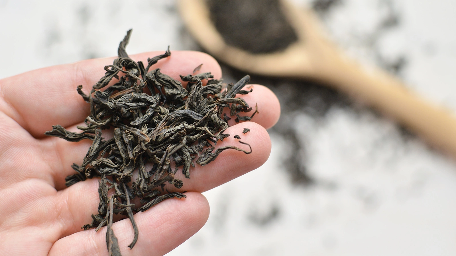 В России выявили крупные партии чая с ядохимикатами. Список марок