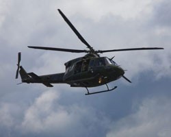 Спасатели разыскивают обломки упавшего в Волгу вертолета Bell-407