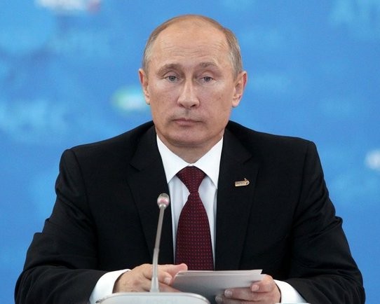 Саммит АТЭС: В.Путин, бизнес, о.Русский и журавли-одиночки