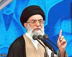 Духовный лидер Ирана призвал исламский мир "дать пощечину" США