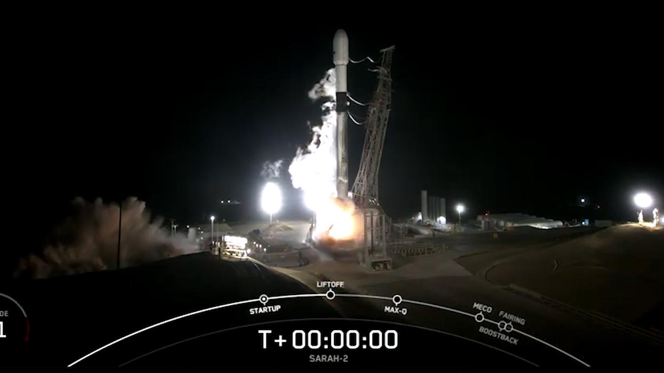 Ракета SpaceX стартовала на орбиту с двумя спутниками бундесвера