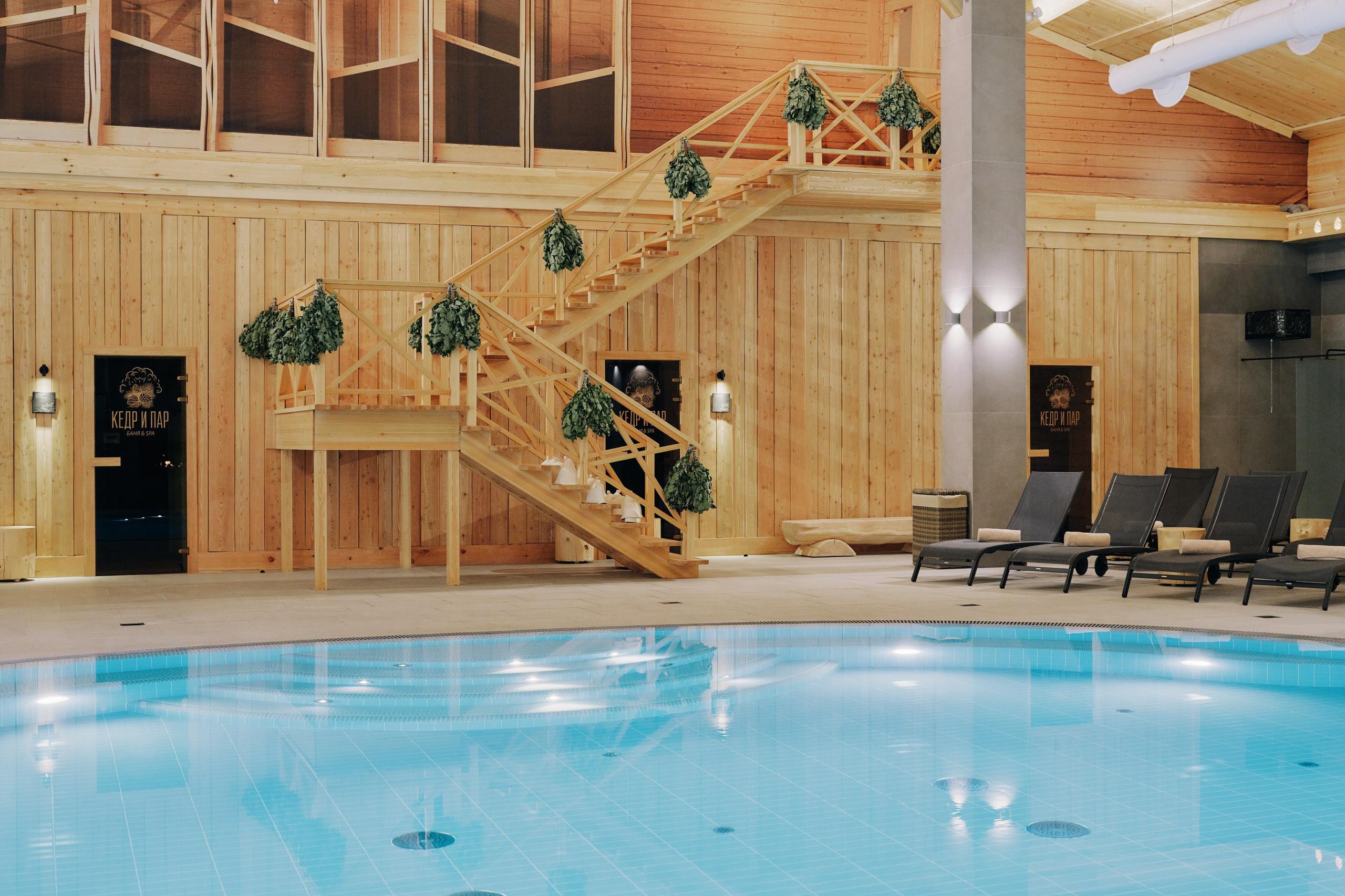 Бассейн отеля&nbsp;Grand Chalet Altay