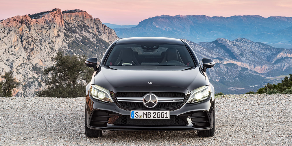 Mercedes-Benz обновил купе и кабриолет C-Class