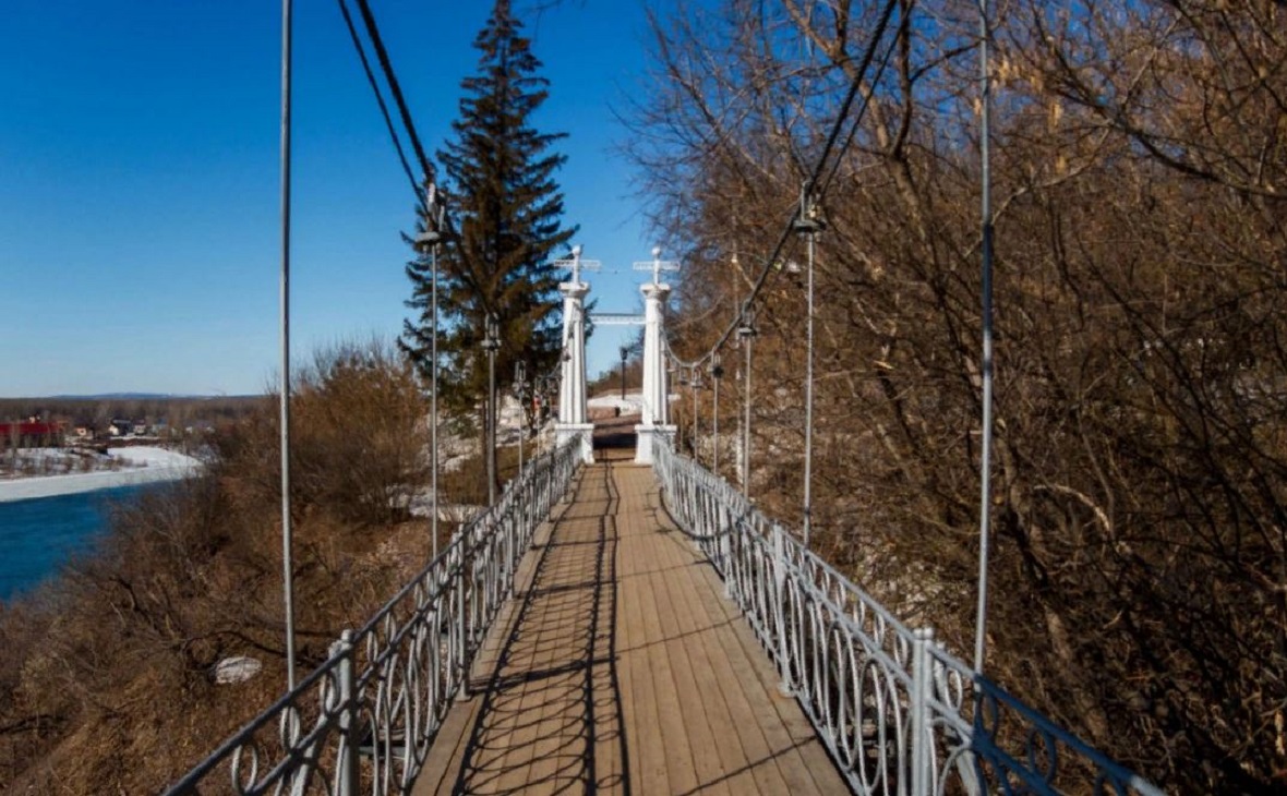 Мост в парке имени Салавата Юлаева