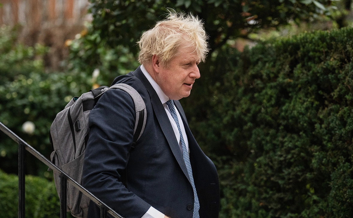 Carl Court / Getty Images