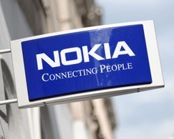 В России начались продажи смартфонов Nokia на Windows Phone 8