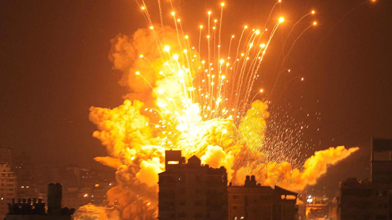 Израиль объявил о крупномасштабном ударе по объектам в Газе