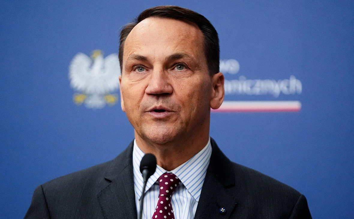 Mark Schiefelbein / Reuters