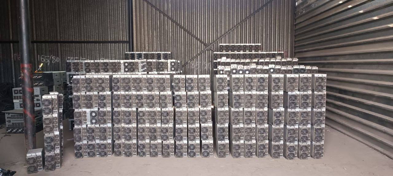 Оборудование для майнинга. Источник: Telegram-канал Следком38