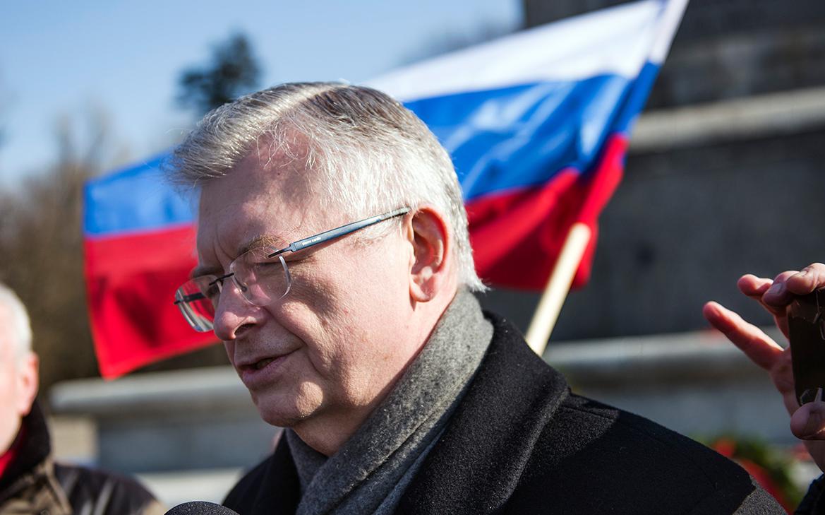 Путин отправил российского посла в Польше в Словакию