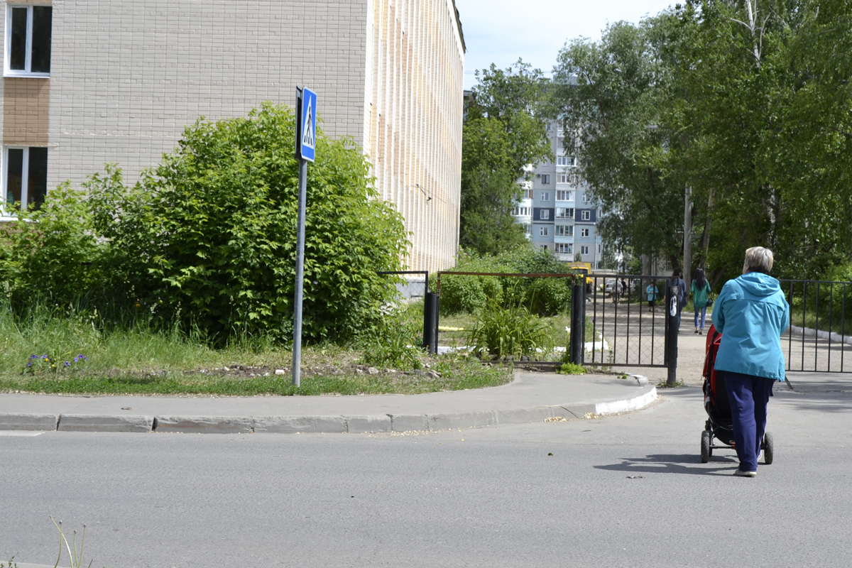 60% взрослых казанцев игнорируют пешеходные переходы