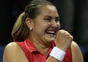 Петрова выиграла турнир в Париже