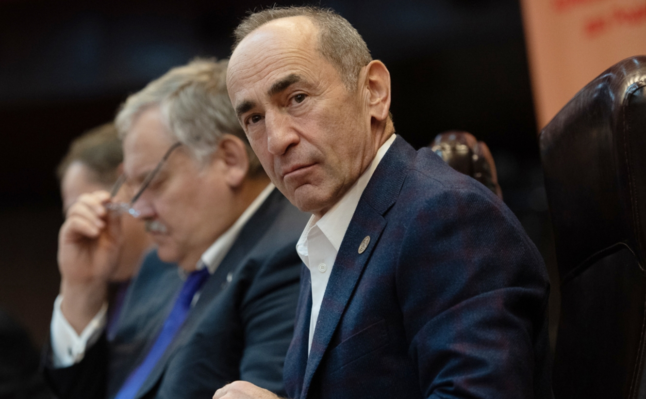 Суд в Армении освободил из-под стражи экс-президента Кочаряна :: Политика  :: РБК