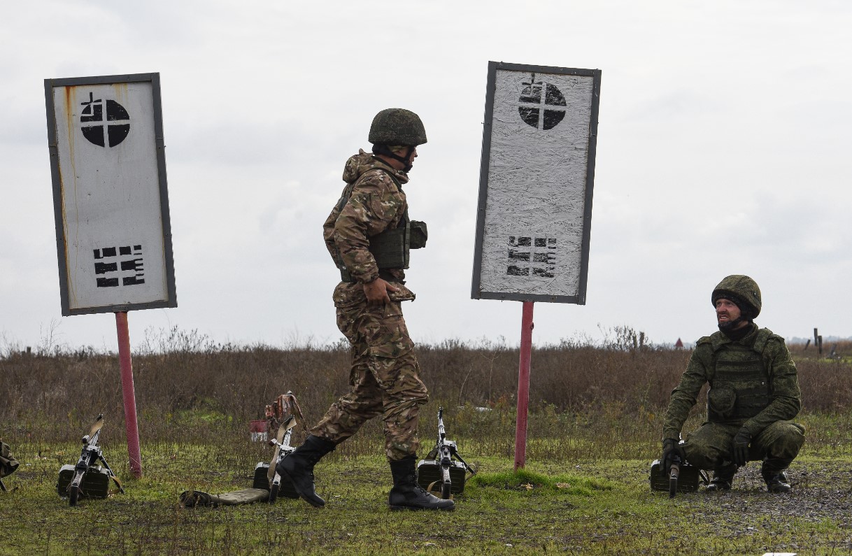 Тюменцы проходят военную подготовку перед отправкой на Украину