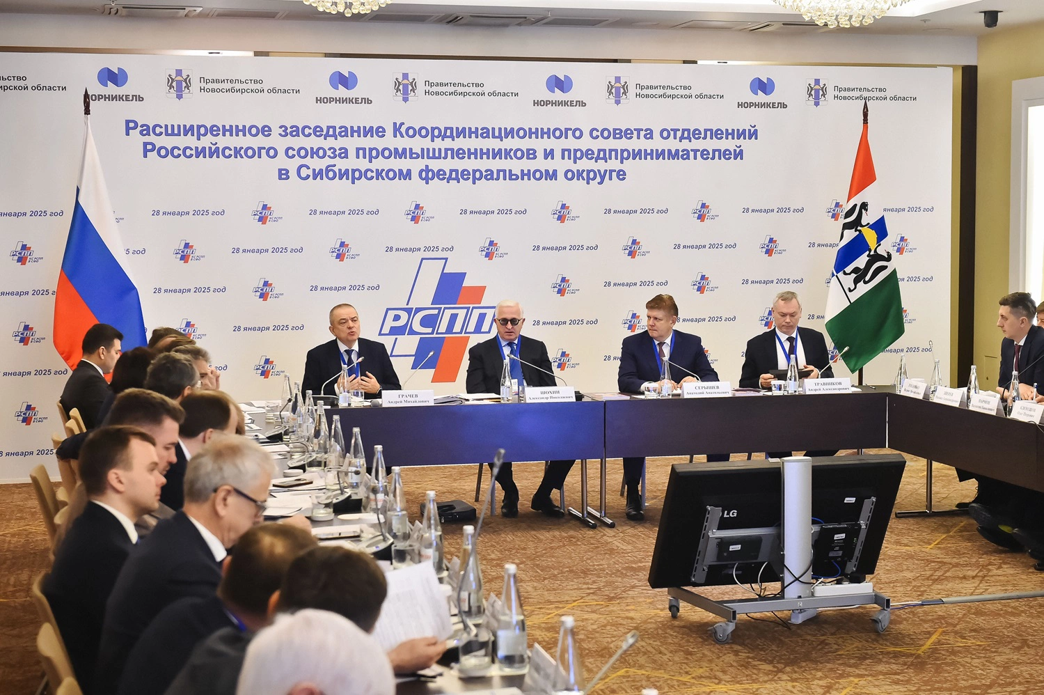 Владимир Николаев