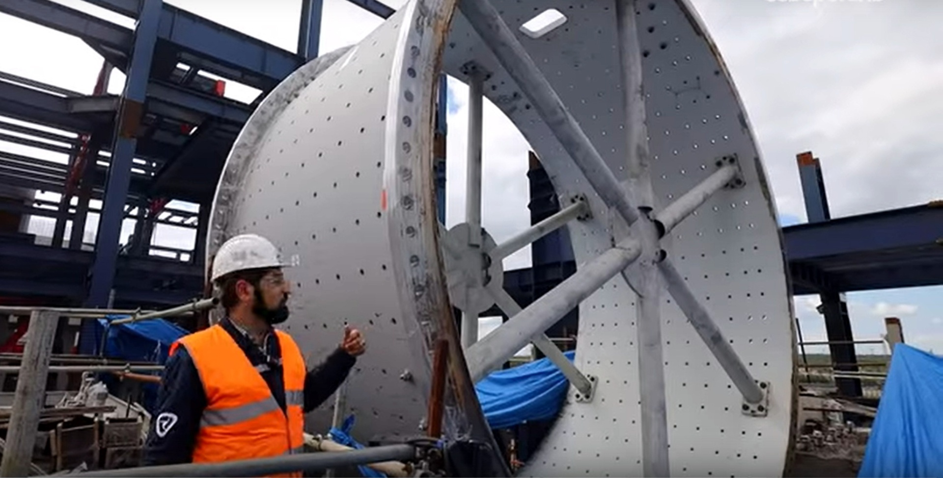 «Северсталь» устанавливает крупнейшие в мире шаровые мельницы