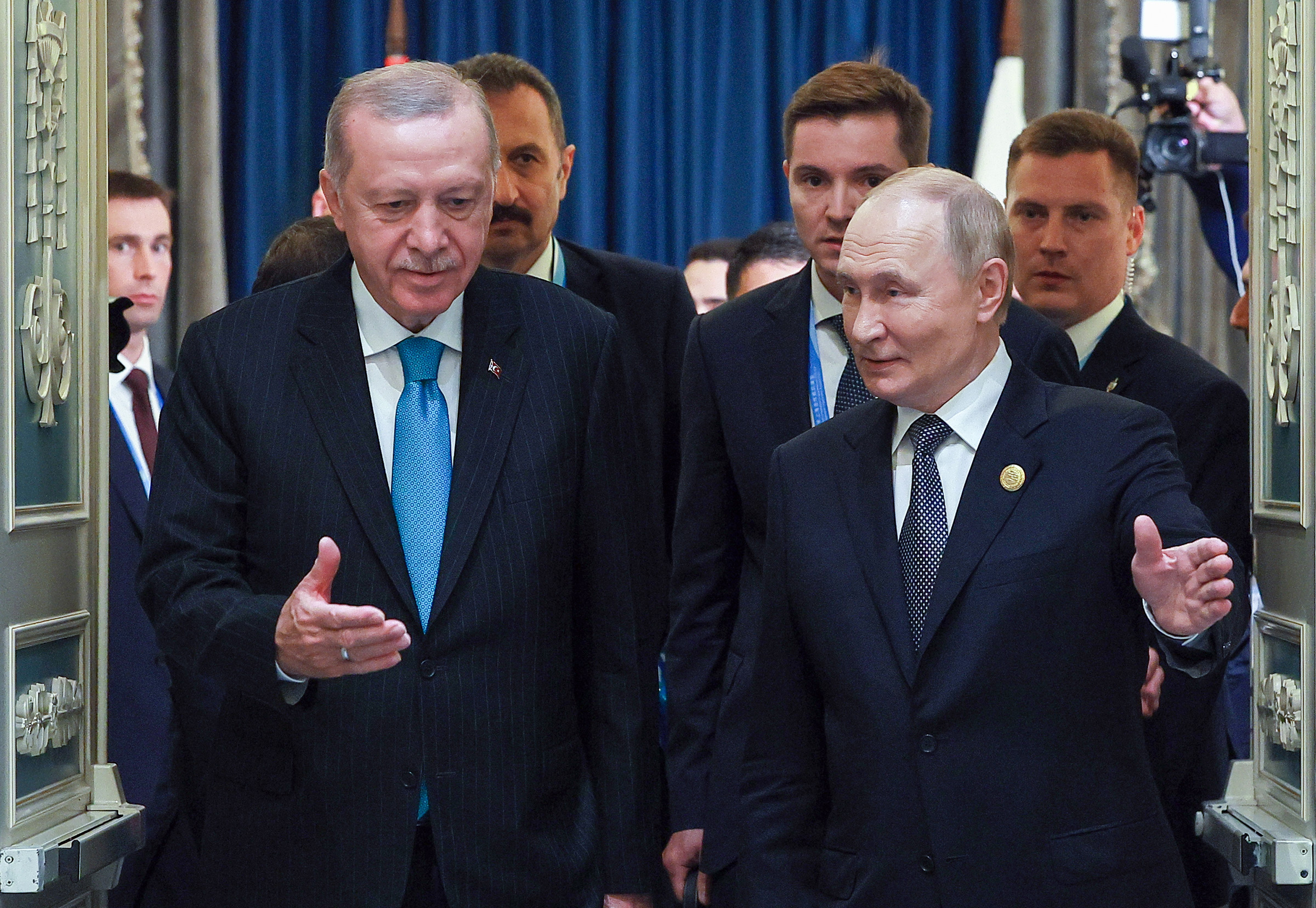 

Среди других принятых по итогам встречи документов &mdash; решение о предоставлении Лаосской Народно-Демократической Республике статуса партнера ШОС по диалогу, а также заявления о сотрудничестве в сфере цифровой экономики, в области зеленой промышленности и другие соглашения.