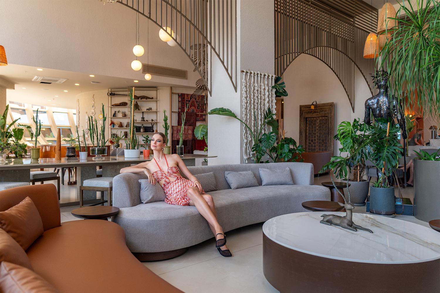 Лаундж-зона отеля Liu Resorts