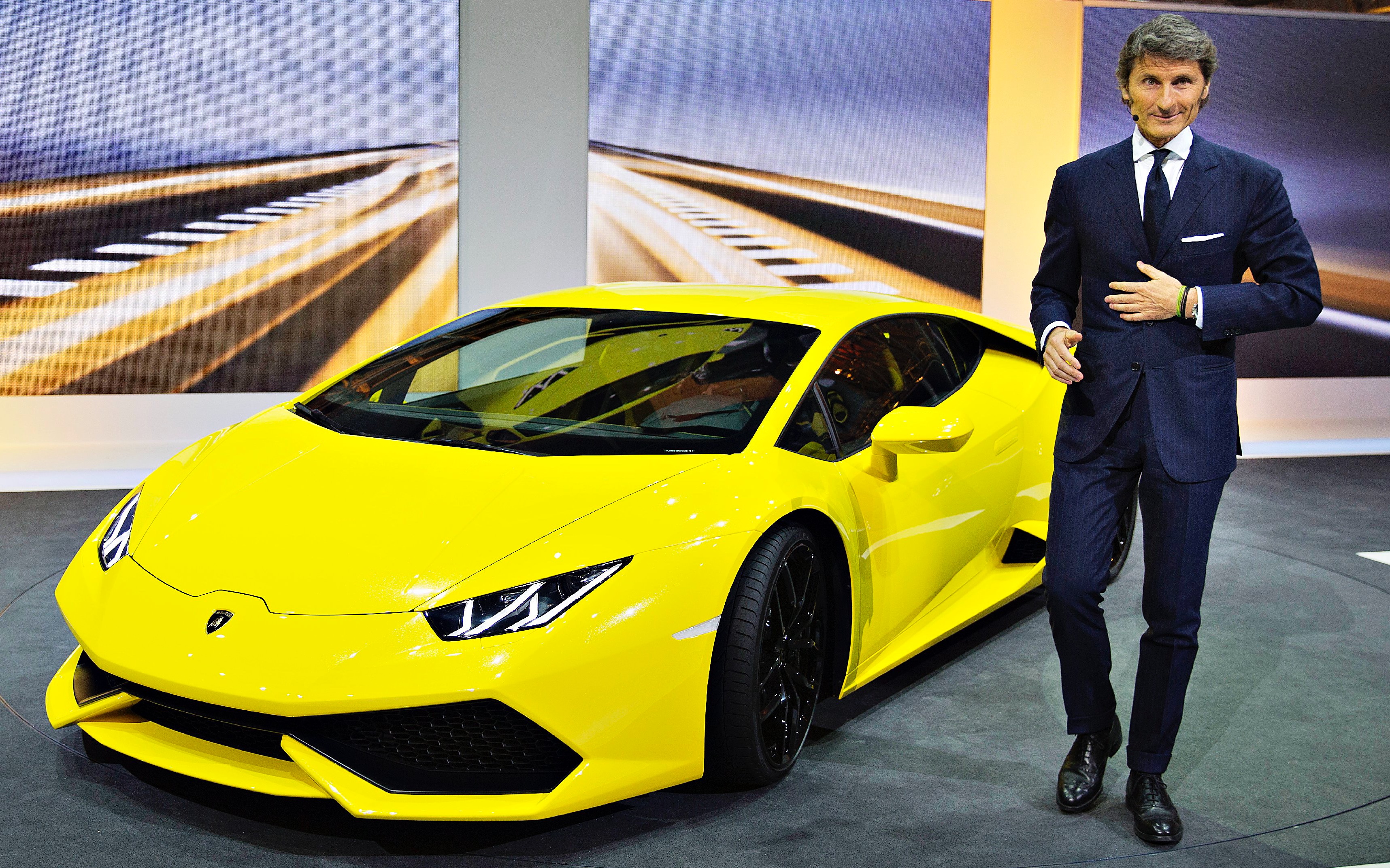 Глава Lamborghini и Bugatti: ДВС нужно сохранять «как можно дольше»