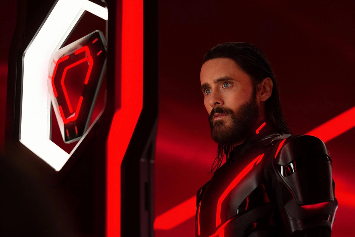 Кадр из фильма «Трон: Арес»