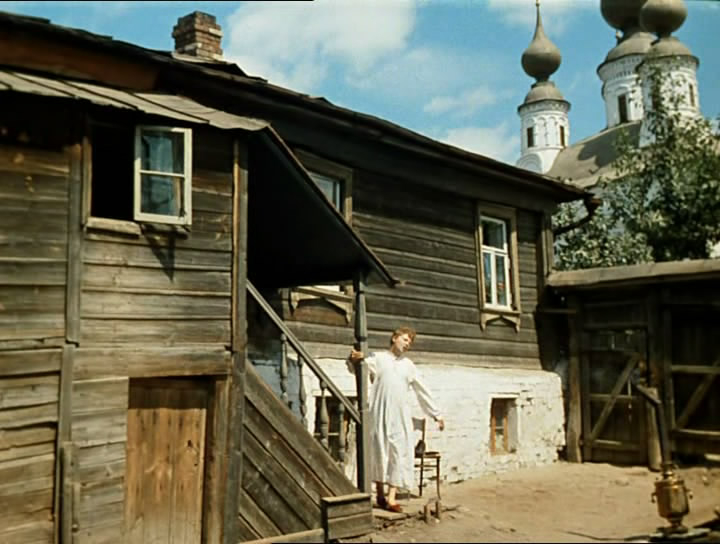 Кадр из фильма &laquo;Женитьба Бальзаминова&raquo;