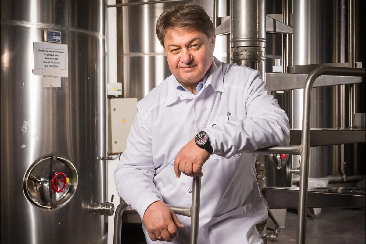 Юрий Узунов