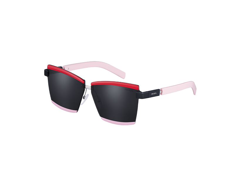 Солнцезащитные очки Prada, 28 000руб. (ЦУМ)