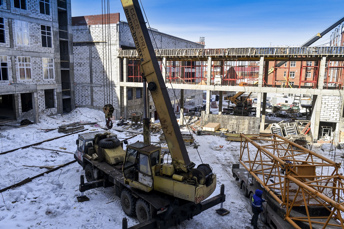 Власти Перми поддержат строителей, работающих по муниципальным контрактам