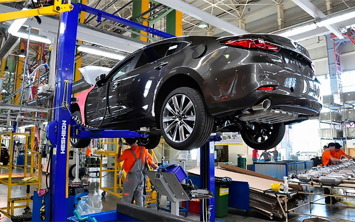 Honda и Mazda остановили поставки машин и комплектующих в Россию
