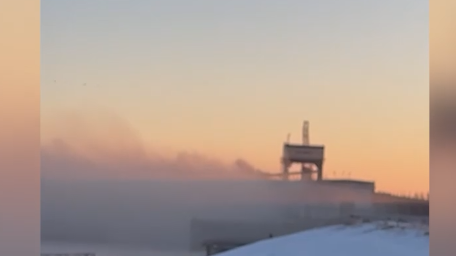 Около Нижегородской ГЭС заметили дым