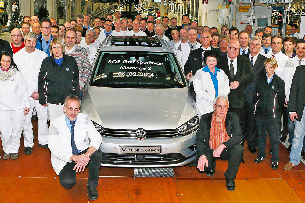 Volkswagen отправил в серийное производство новый минивэн 
