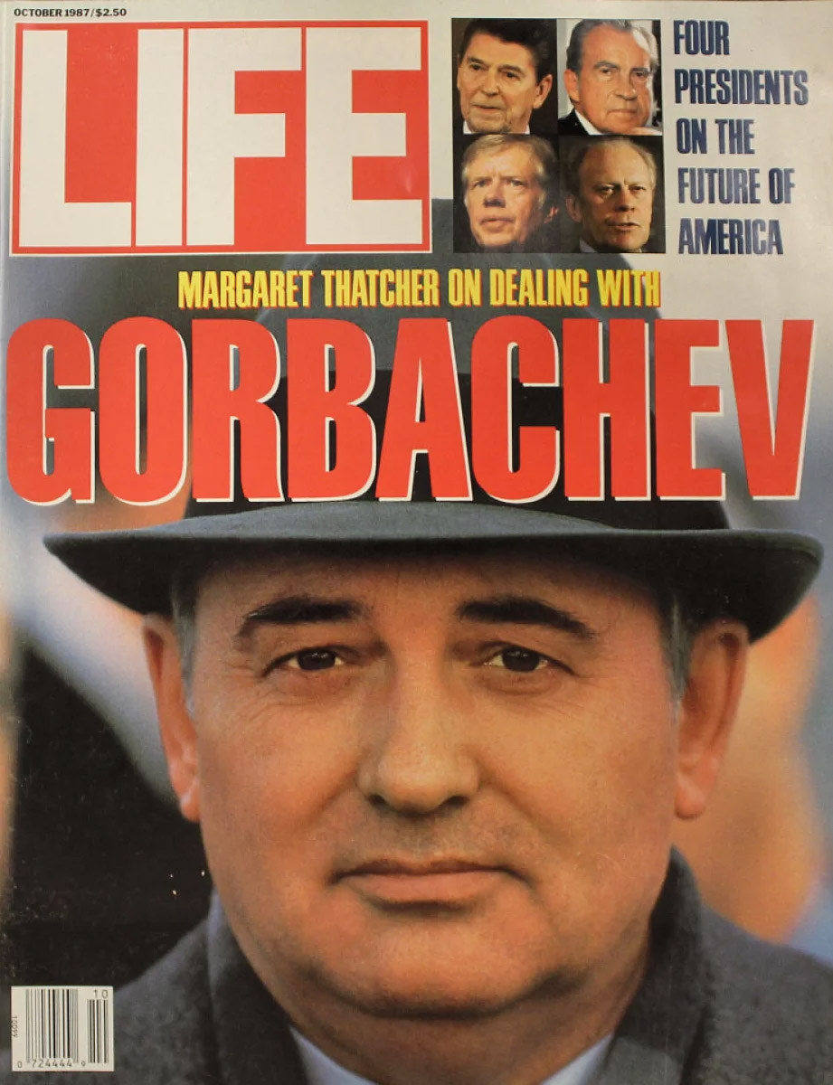 На фото: обложка октябрьского Life, 1987 год.

Маргарет Тэтчер говорила о Горбачеве: &laquo;Мы можем работать вместе&raquo;. В 1987 году она прилетела в Москву с визитом. За 12 лет это был первый случай посещения Советского Союза премьер-министром Великобритании