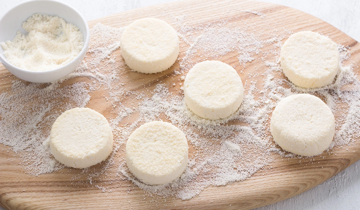 10 лучших рецептов сырников: вкусные рецепты с пошаговой инструкцией и фото