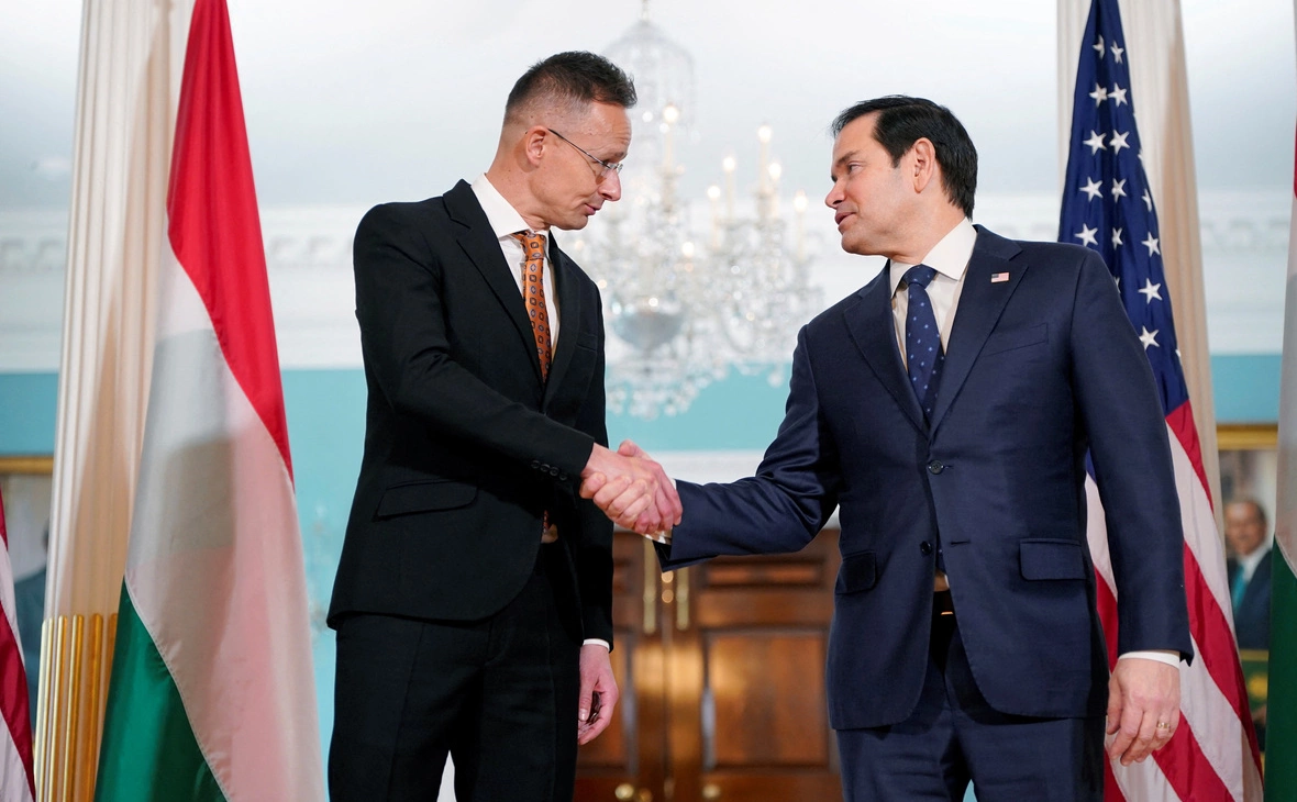 Nathan Howard / Reuters